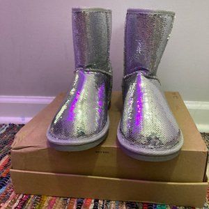 Silver sparkling ankle boots